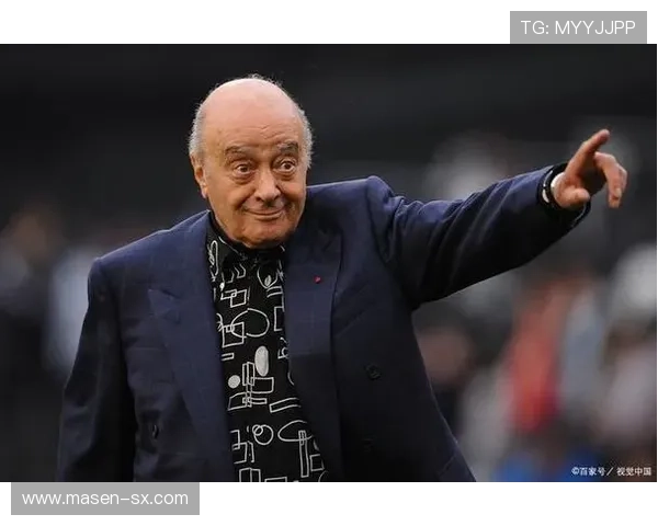 贝肯鲍尔时代：拜仁慕尼黑在足球历史中的辉煌表现与传奇交融分析