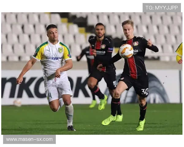 沙尔克比赛节奏近期表现稳健，攻防转换效率持续提升